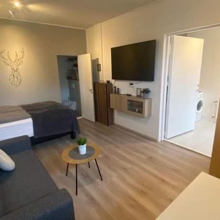 Bergone Apartment Njarthvik Екстериор снимка